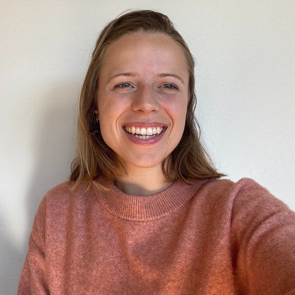 Meet your Posher, Astrid - Picture 1 of 1